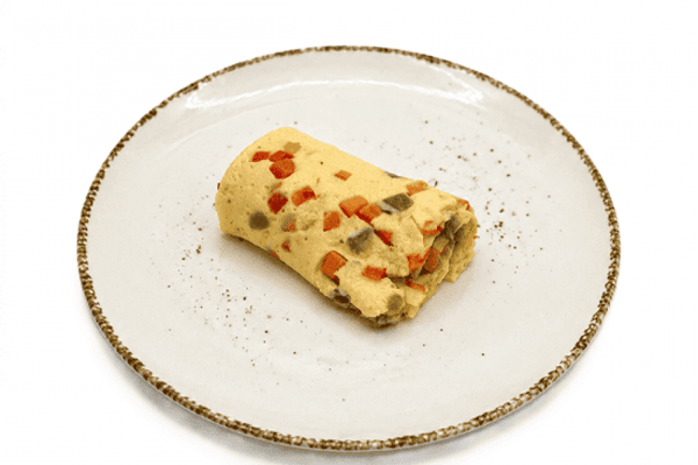 Яичные рулетики с овощами