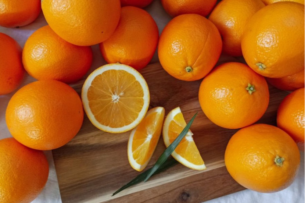 Апельсины свежие кг